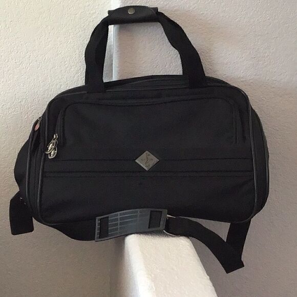 EUC Atlantic Travel Bag  - Picture 1 of 6